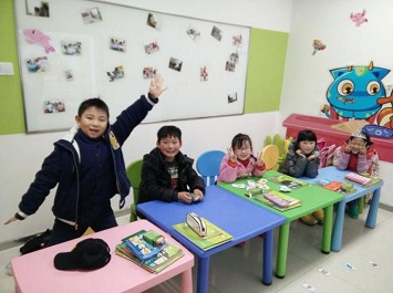 小学英语体育老师头像